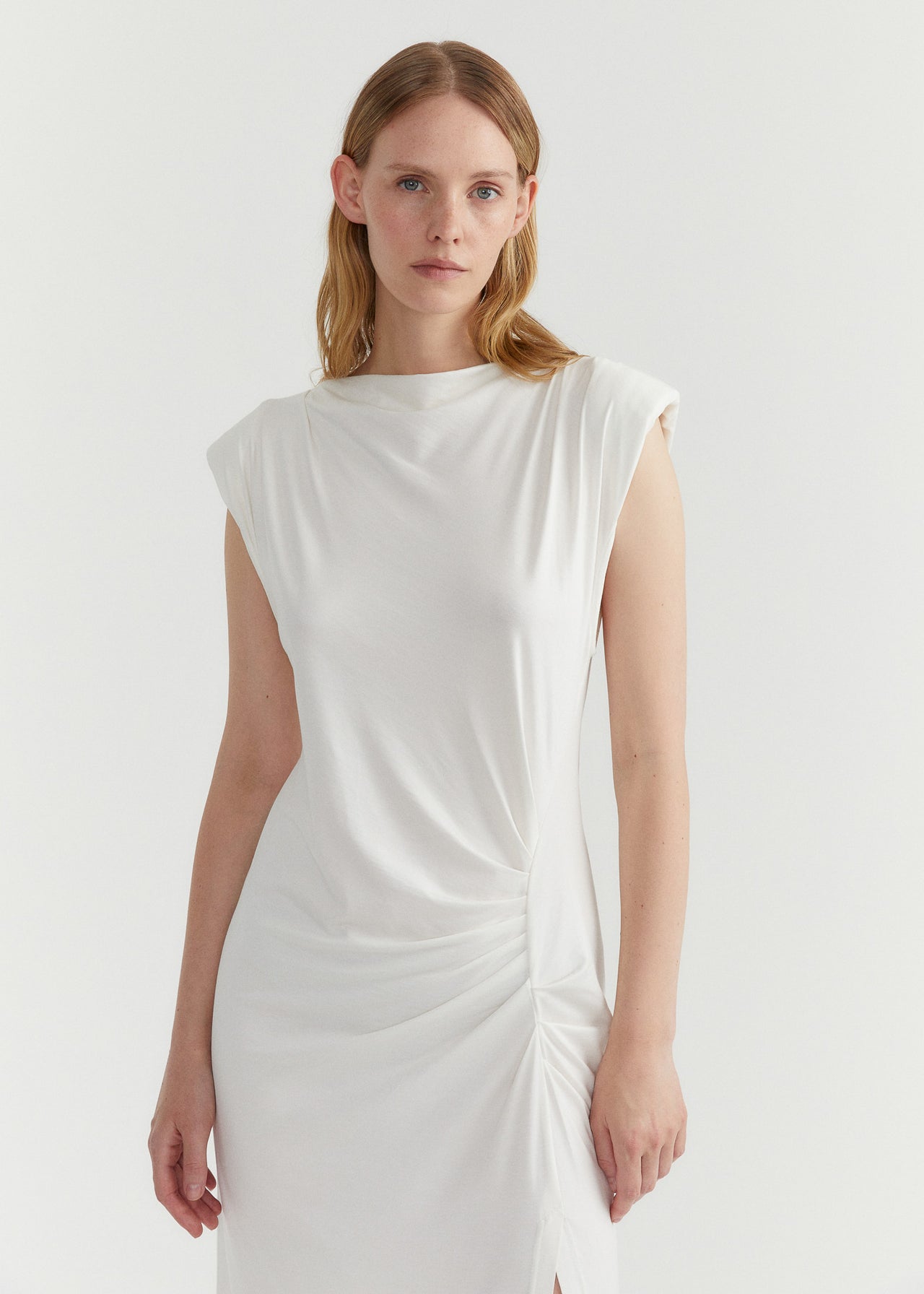 THE DRESS (3) Weiß