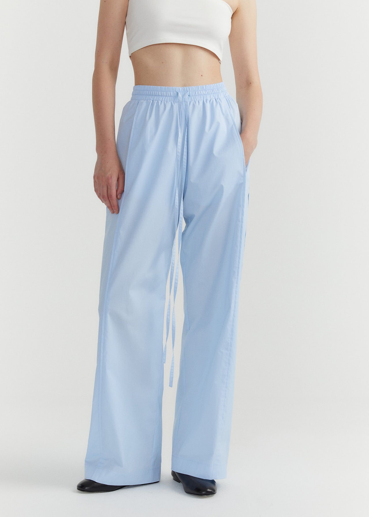 THE PANTS (2) Hellblau