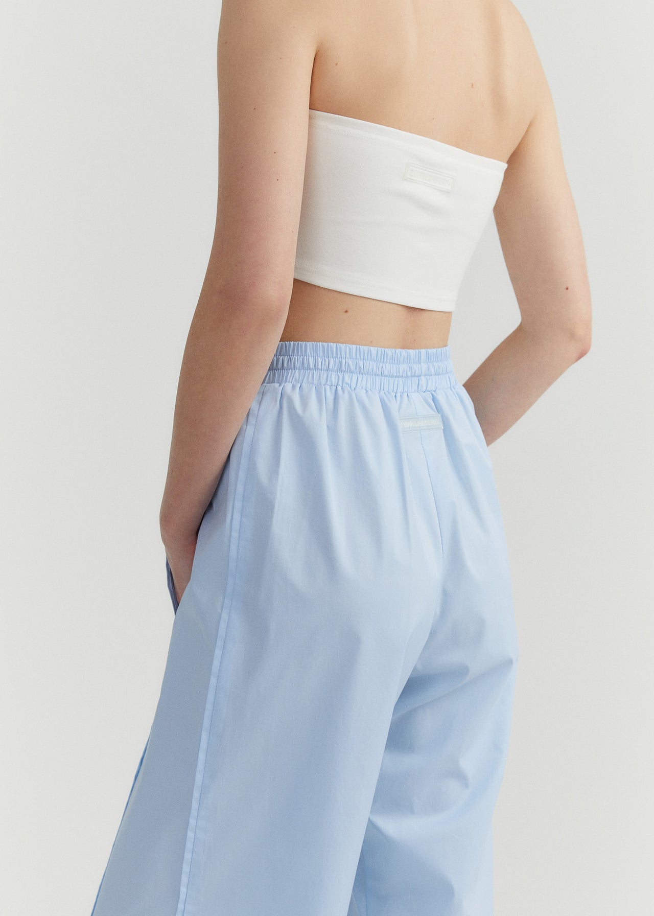 THE PANTS (2) Hellblau
