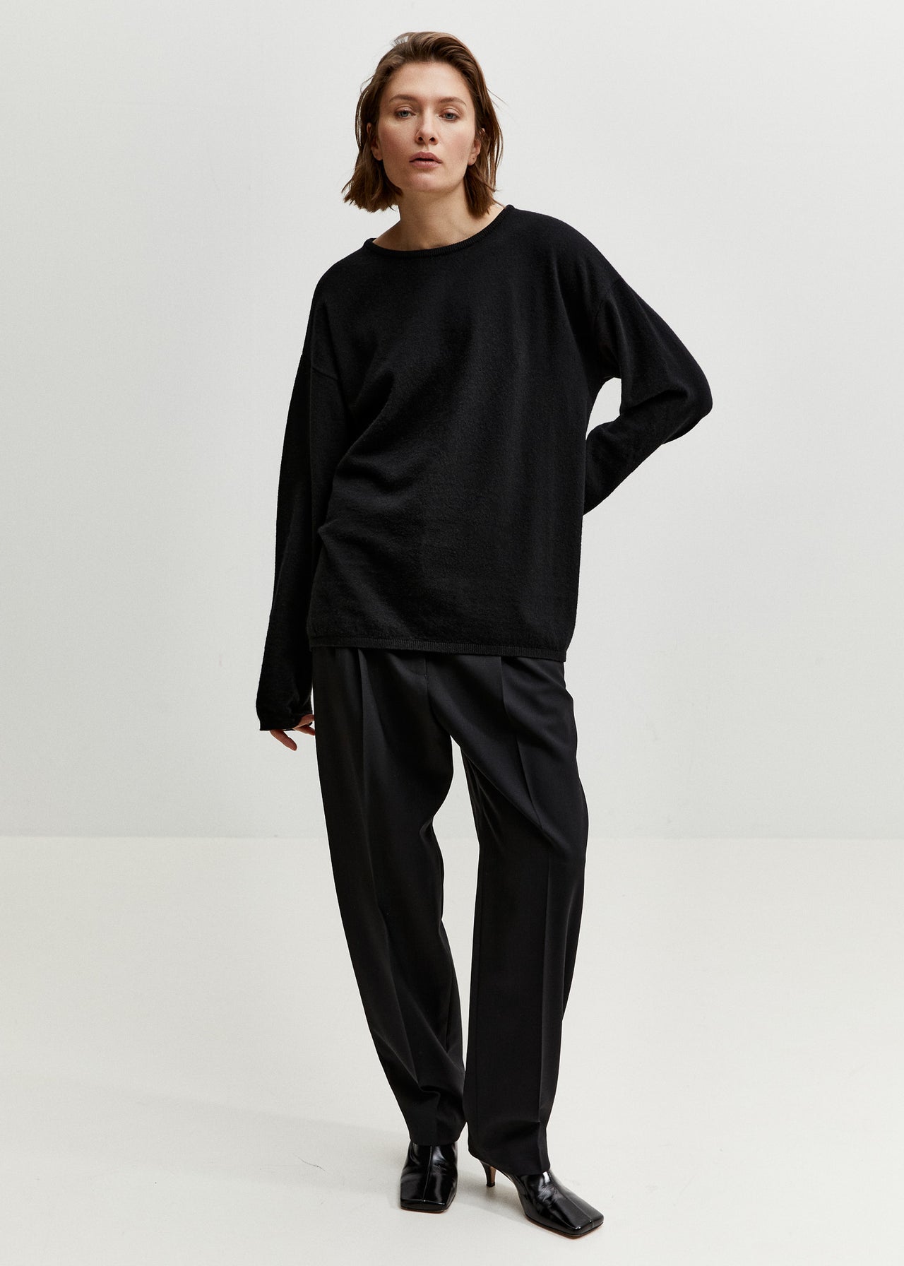 Relaxed Cashmere Sweater Black