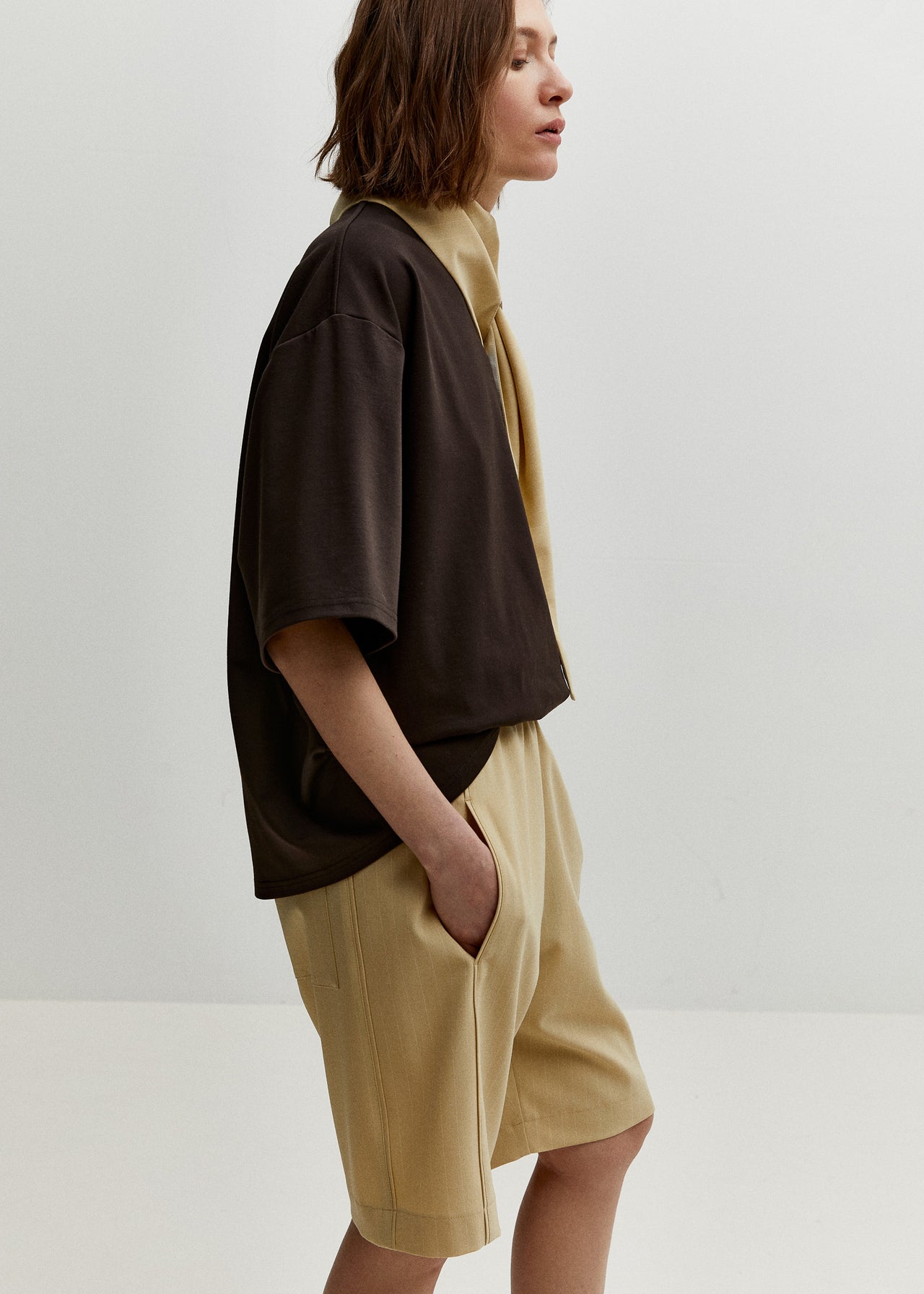 Relaxed Bermuda Butter Yellow Pinstripe