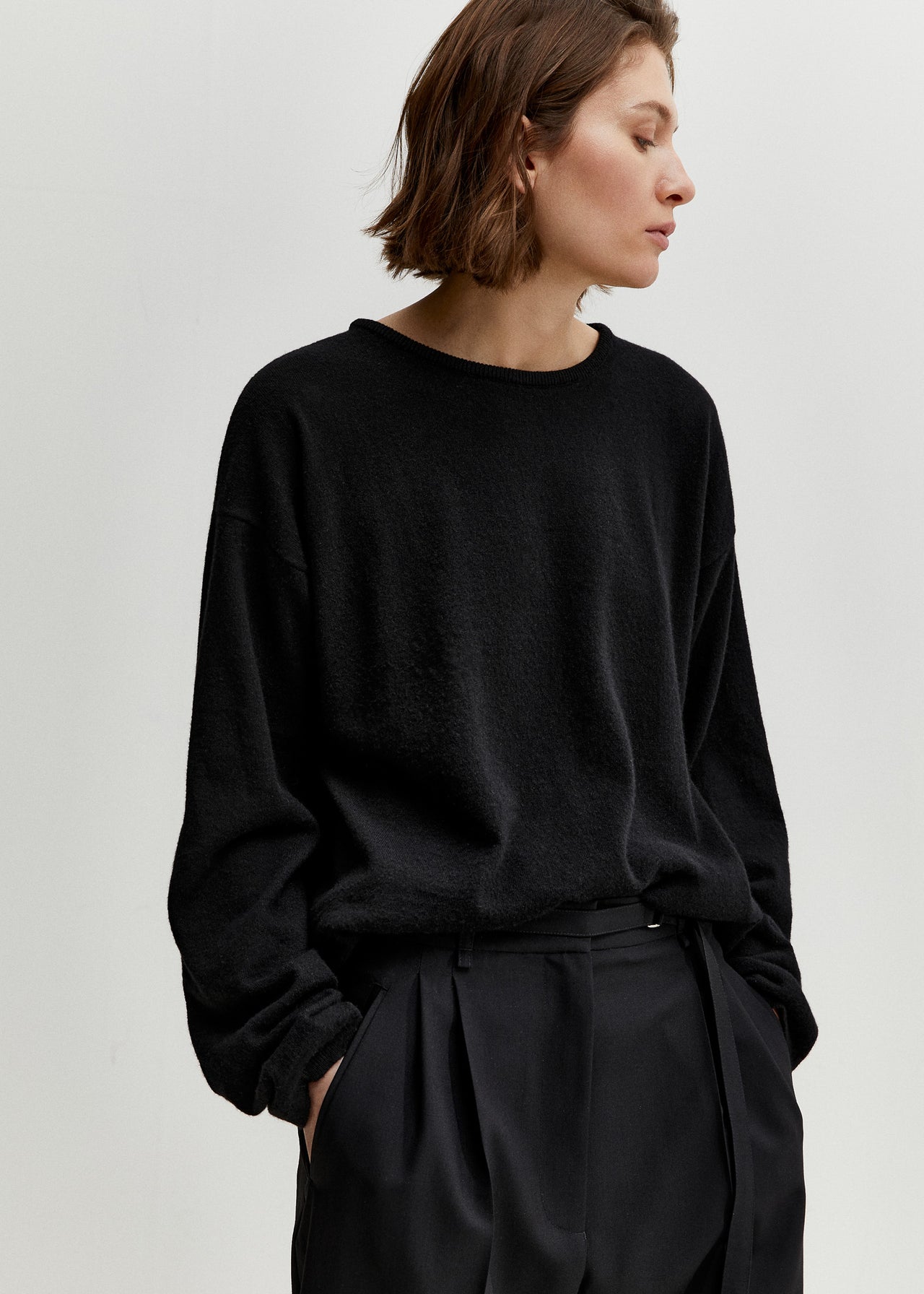 Relaxed Cashmere Sweater Schwarz